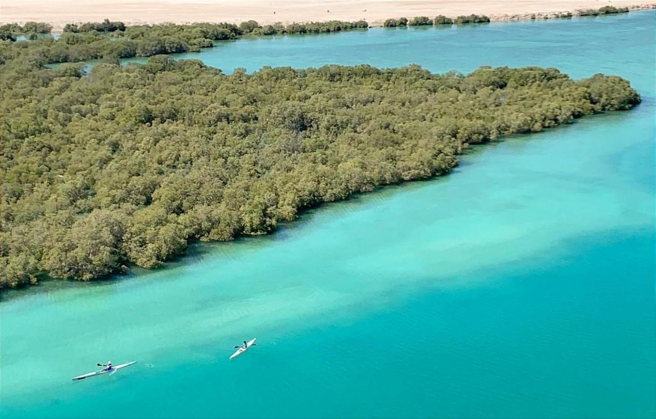 Abu Dhabi Cozy Mangrove View, Seaview 1 Bedroom 1 Partition Apartment Not Hotel Eksteriør bilde