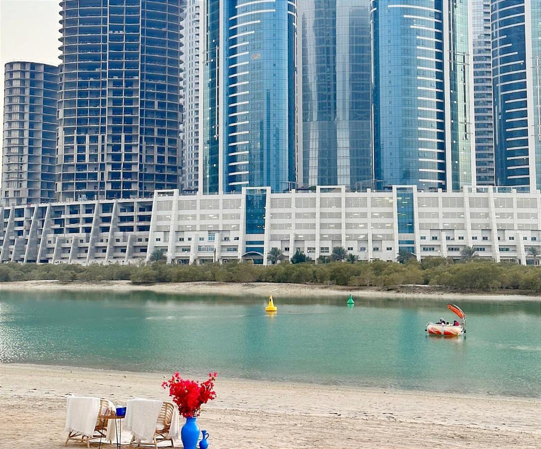 Abu Dhabi Cozy Mangrove View, Seaview 1 Bedroom 1 Partition Apartment Not Hotel Eksteriør bilde
